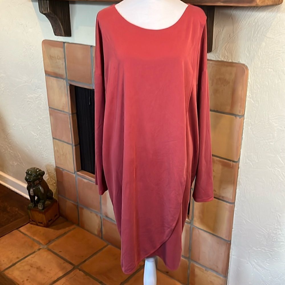 Everleigh Long Sleeved Dress, size L!
